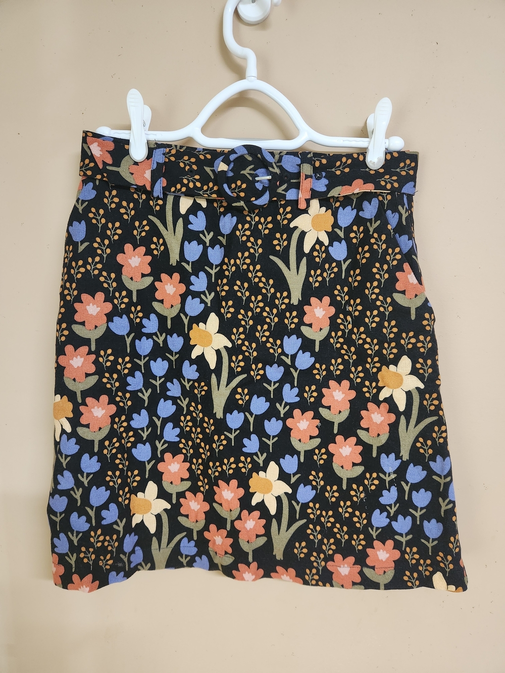 Princess Highway Black Floral Belted Mini Skirt